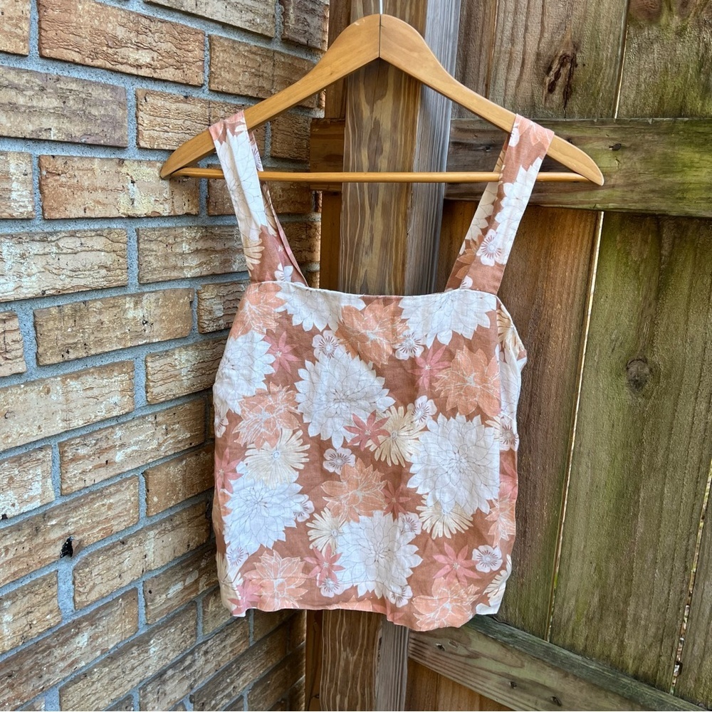 Faherty Women's Sands Linen Tank in Warm Jicaro Island